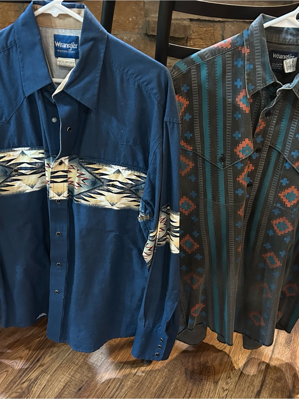 Bundle of 2 Wrangler men large 90’s cowboy shirts